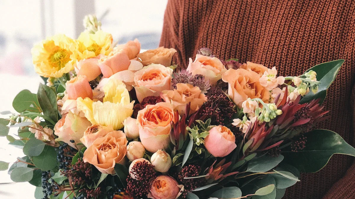 Which Flowers Should Not Be Combined: Common Bouquet Mistakes
