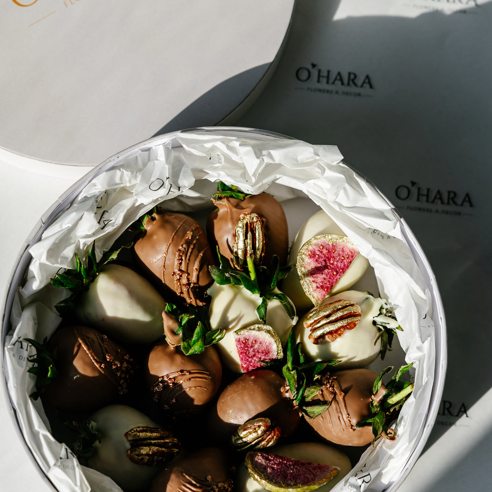 Large Round Strawberry Box