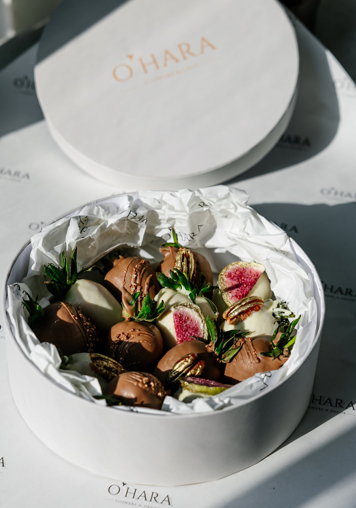 Large Strawberry Box