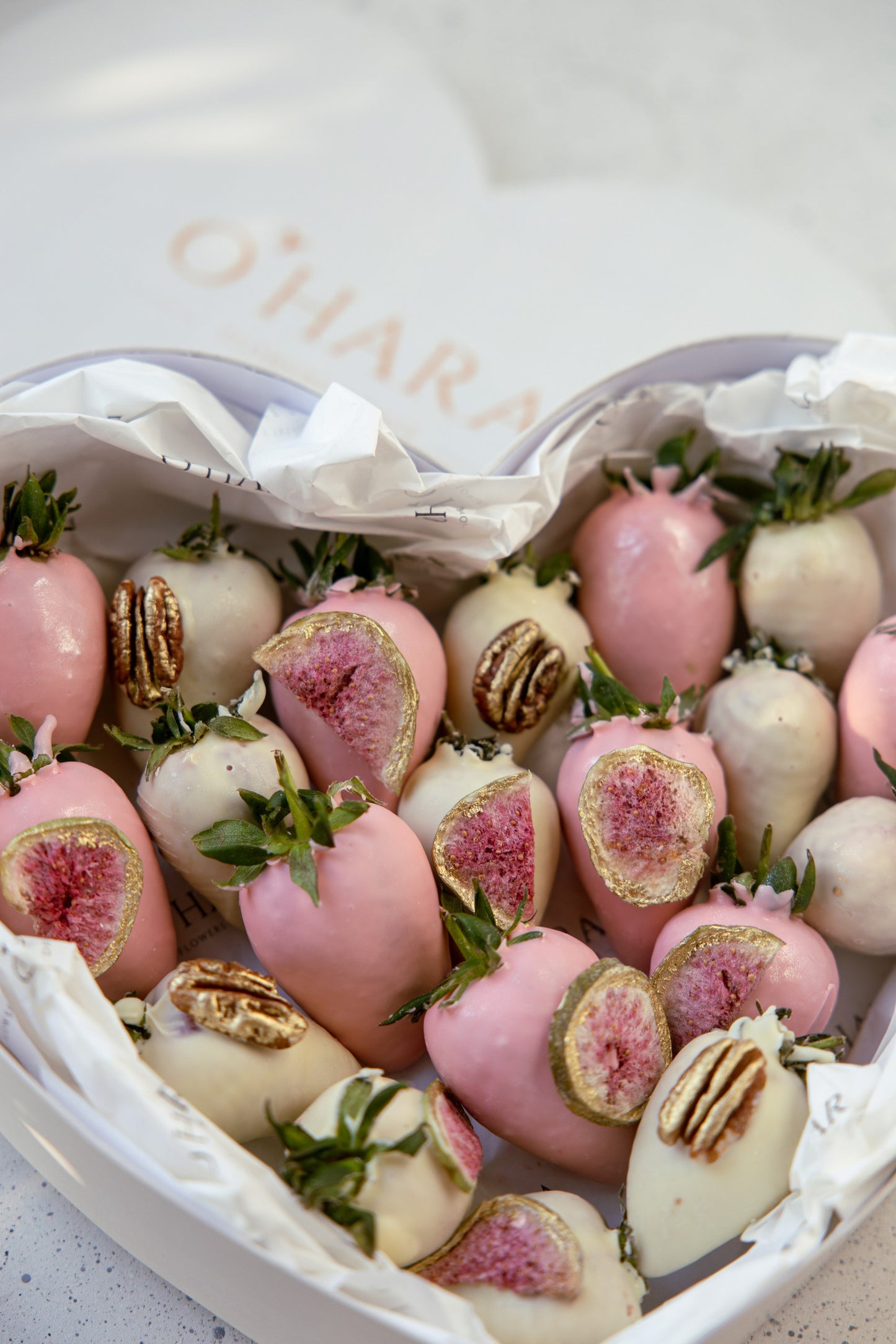 Large Heart Strawberry Box